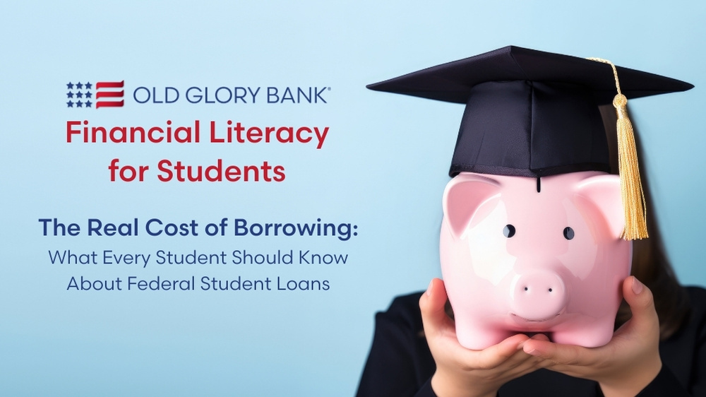 Piggy bank with graduation cap 